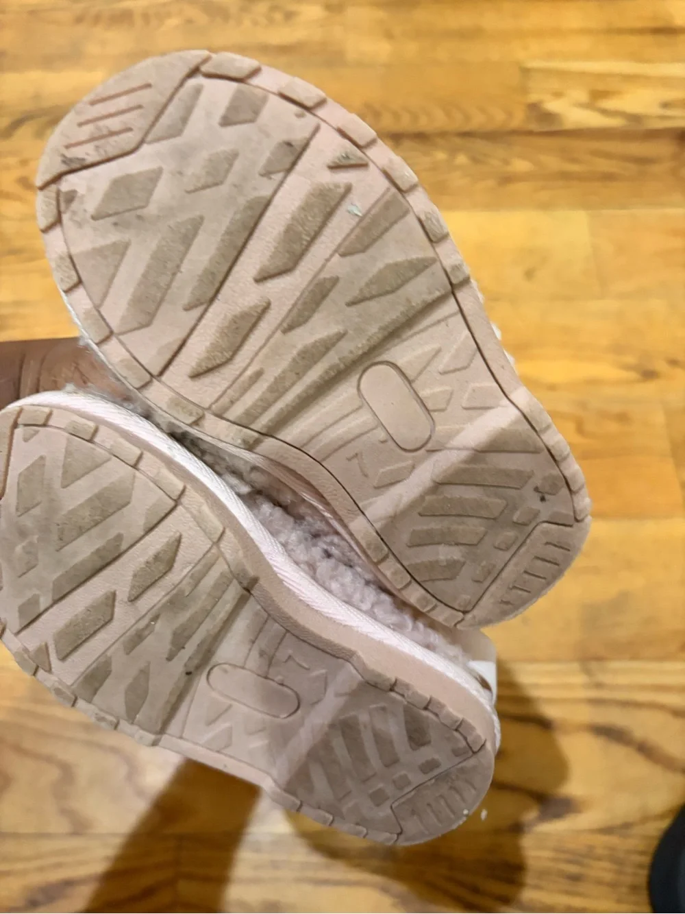 cupcakes & cashmere Blush Sherpa Slip-On Kids Slippers